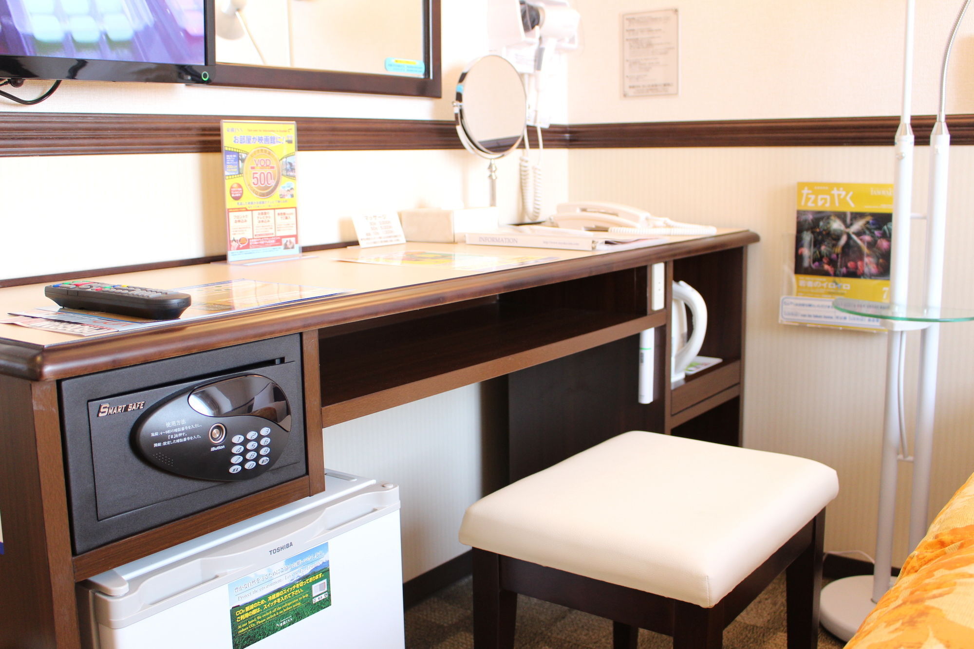 Toyoko Inn Tokyo Nihombashi Hamacho Meijiza Mae Екстер'єр фото